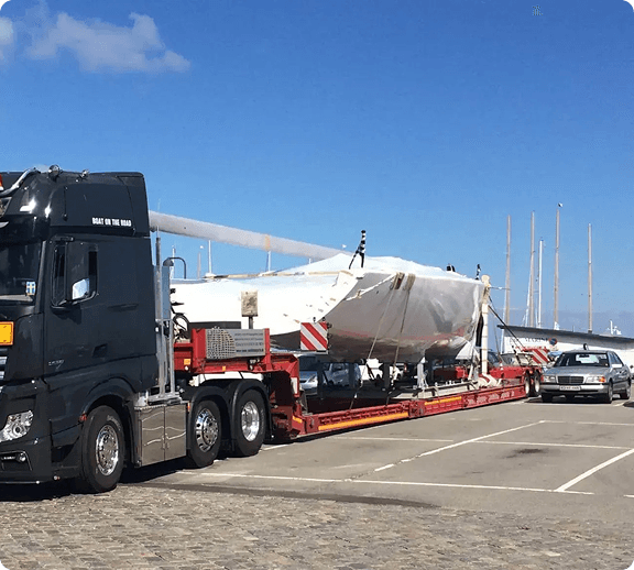 Land transport for boats and yachts